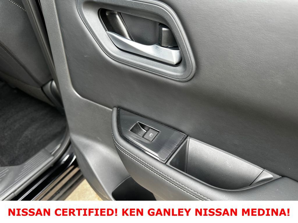 Certified 2026 Nissan Rogue SV AWD/4WD image 46