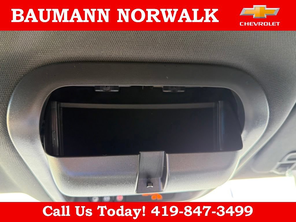 Used 2024 Buick Enclave Essence w/ Sport Touring Edition FWD image 28