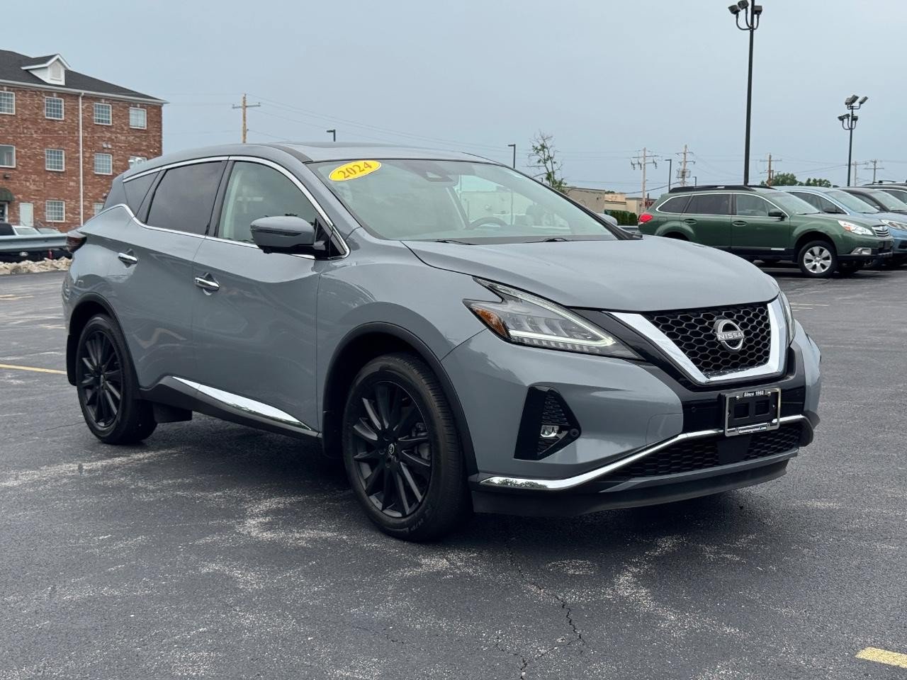 Used 2024 Nissan Murano SL AWD/4WD image 2