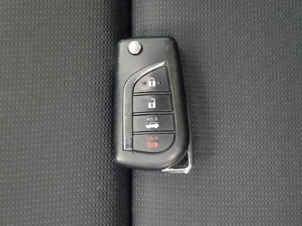 Used 2024 Toyota Corolla LE FWD image 32