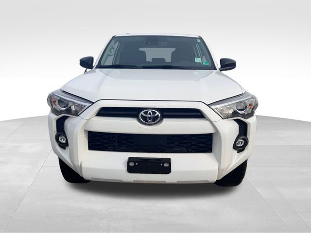Used 2023 Toyota 4Runner SR5 image 2