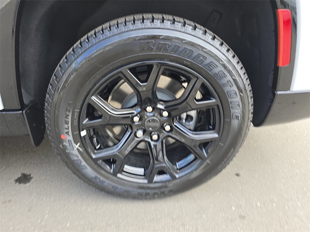 New 2025 Jeep Wagoneer L Series II image 34