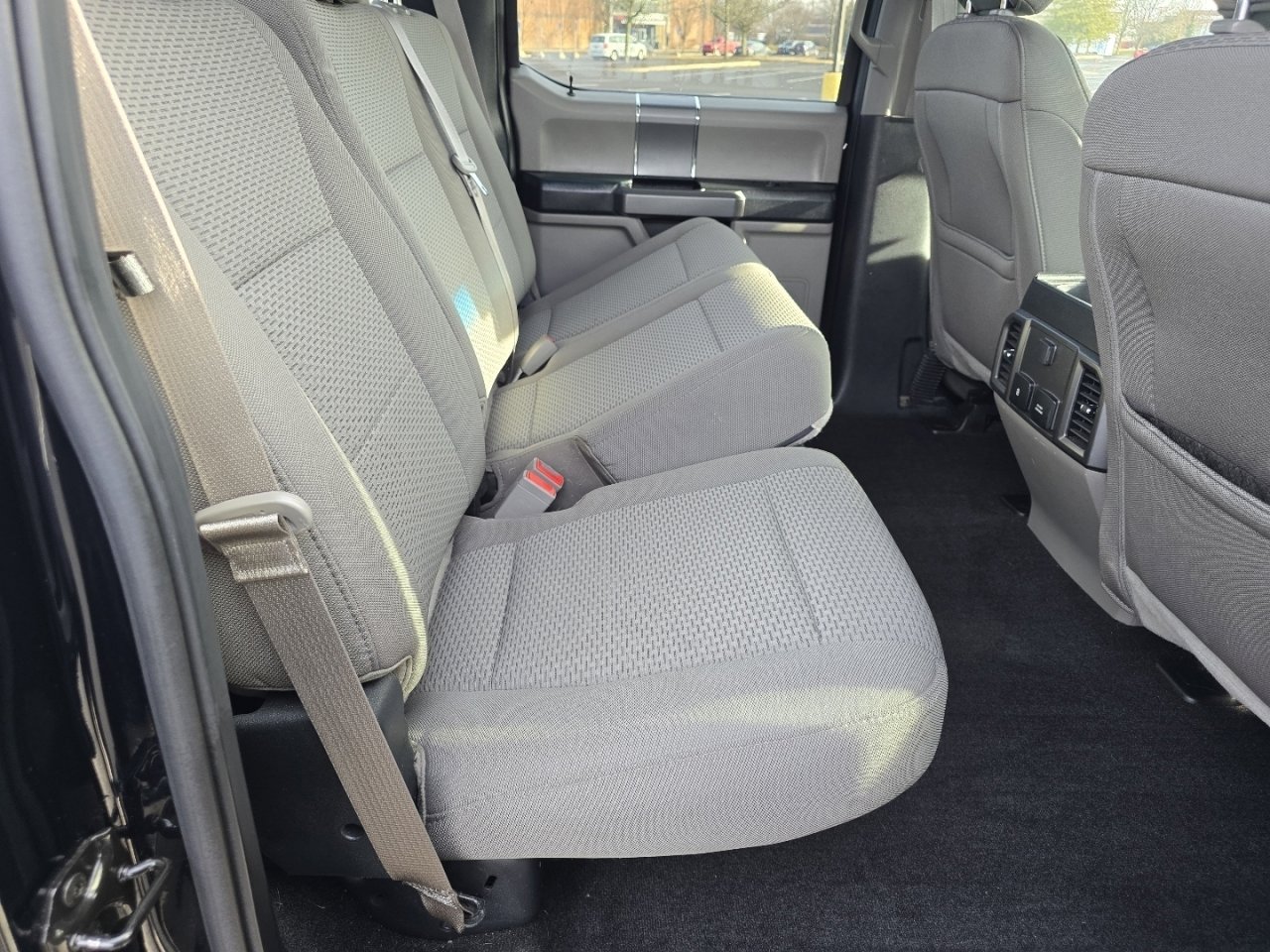 Used 2018 Ford F150 XLT w/ Equipment Group 302A Luxury image 22