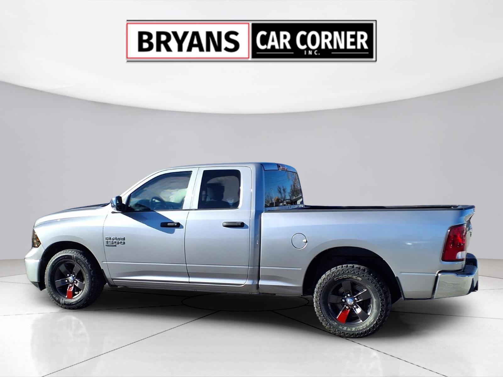 Used 2019 RAM 1500 Tradesman w/ Chrome Plus Package image 3