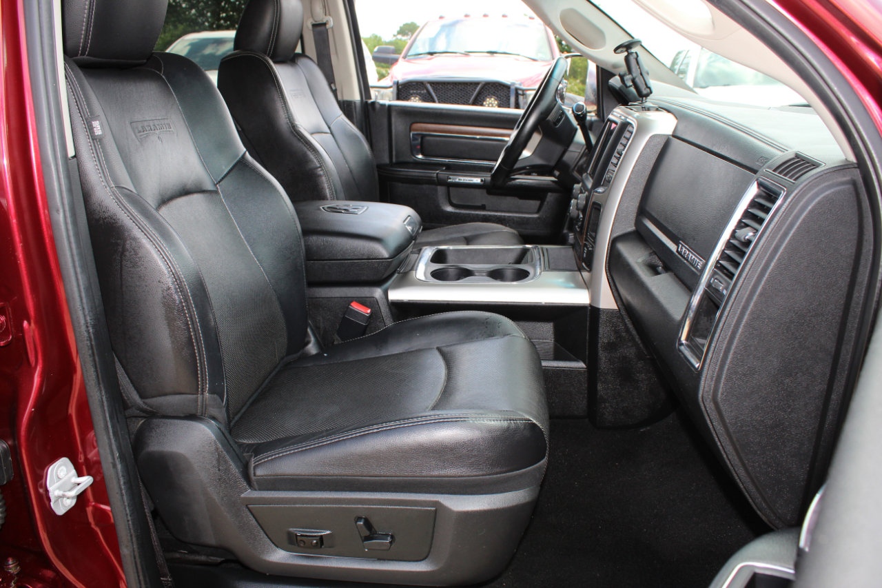 Used 2016 RAM 3500 Laramie image 24