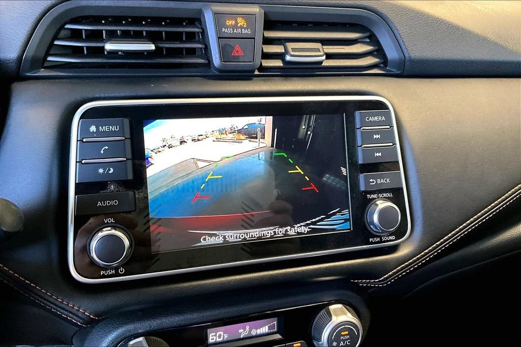 Used 2020 Nissan Versa SR FWD image 10