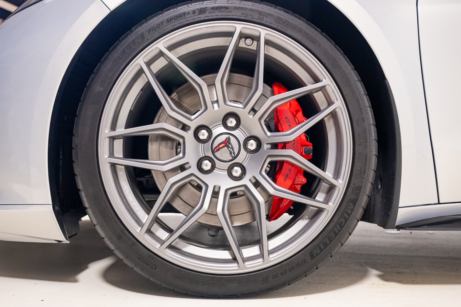 Used 2024 Chevrolet Corvette Z06 RWD image 14