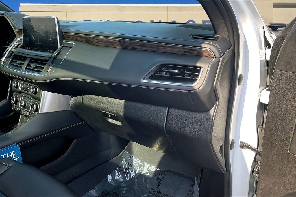 Used 2021 Chevrolet Tahoe Z71 w/ Z71 Signature Package image 29