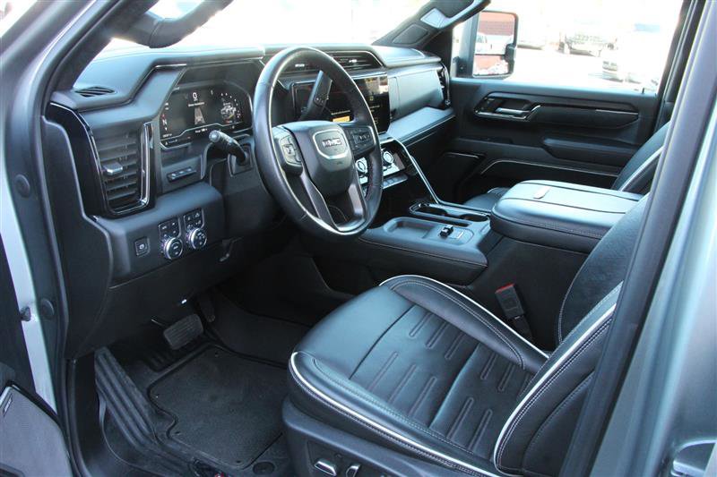 Used 2024 GMC Sierra 2500 AT4X AWD/4WD image 11