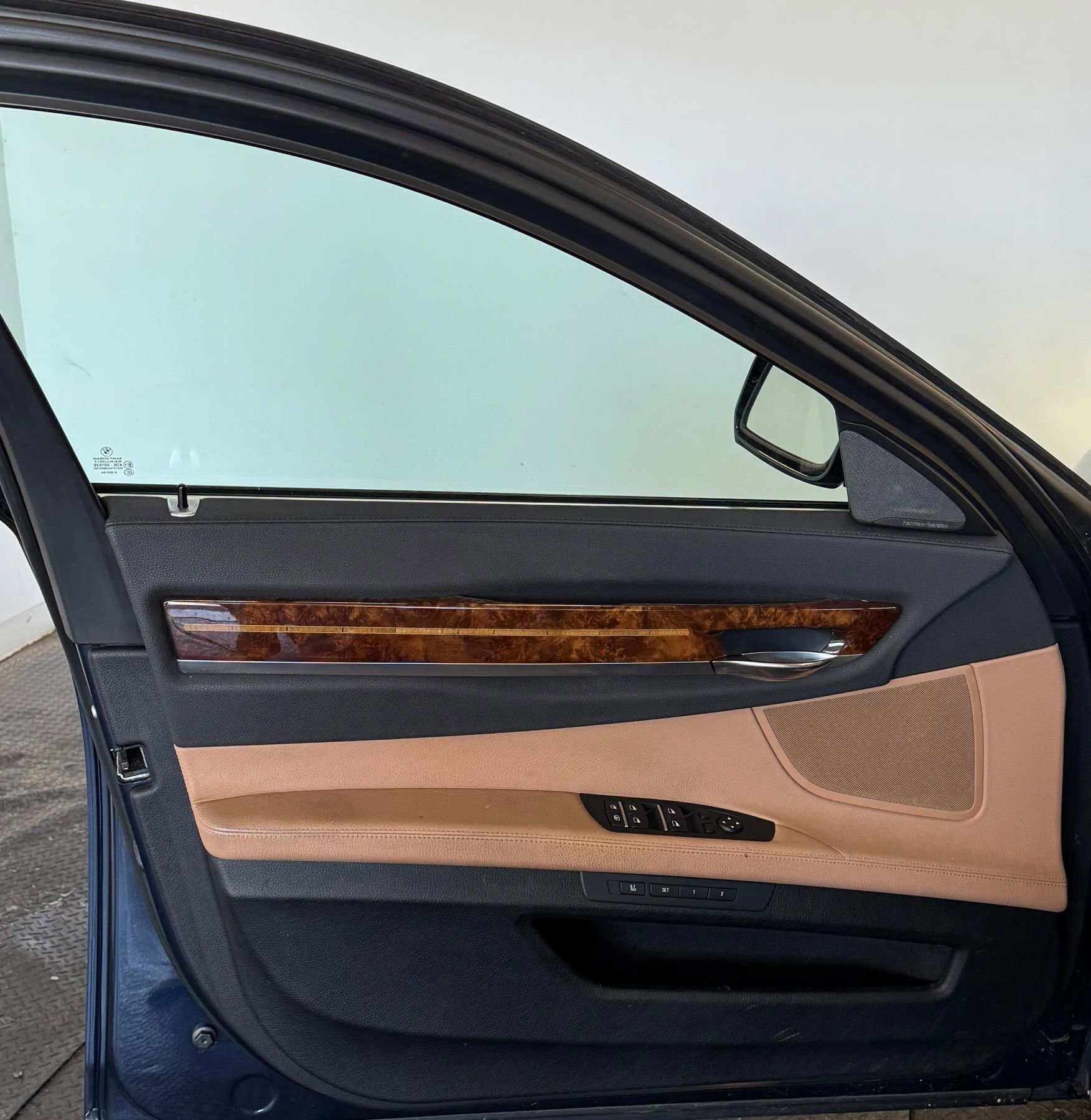 Used 2015 BMW 740Li xDrive AWD/4WD image 13