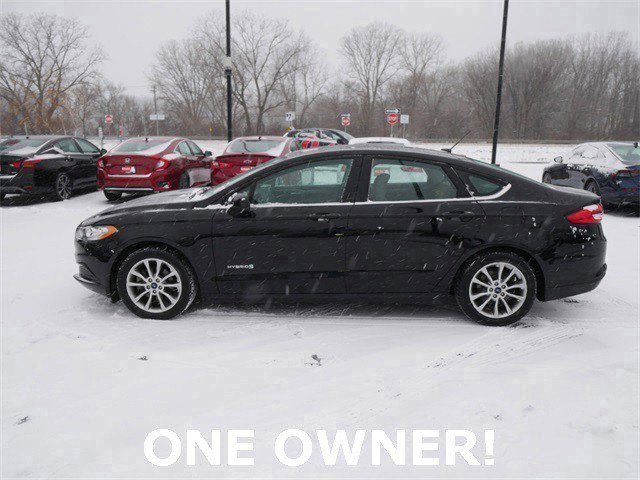 Used 2017 Ford Fusion S image 4