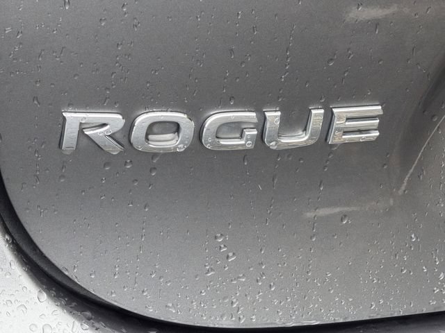 Used 2021 Nissan Rogue Sport S FWD image 9