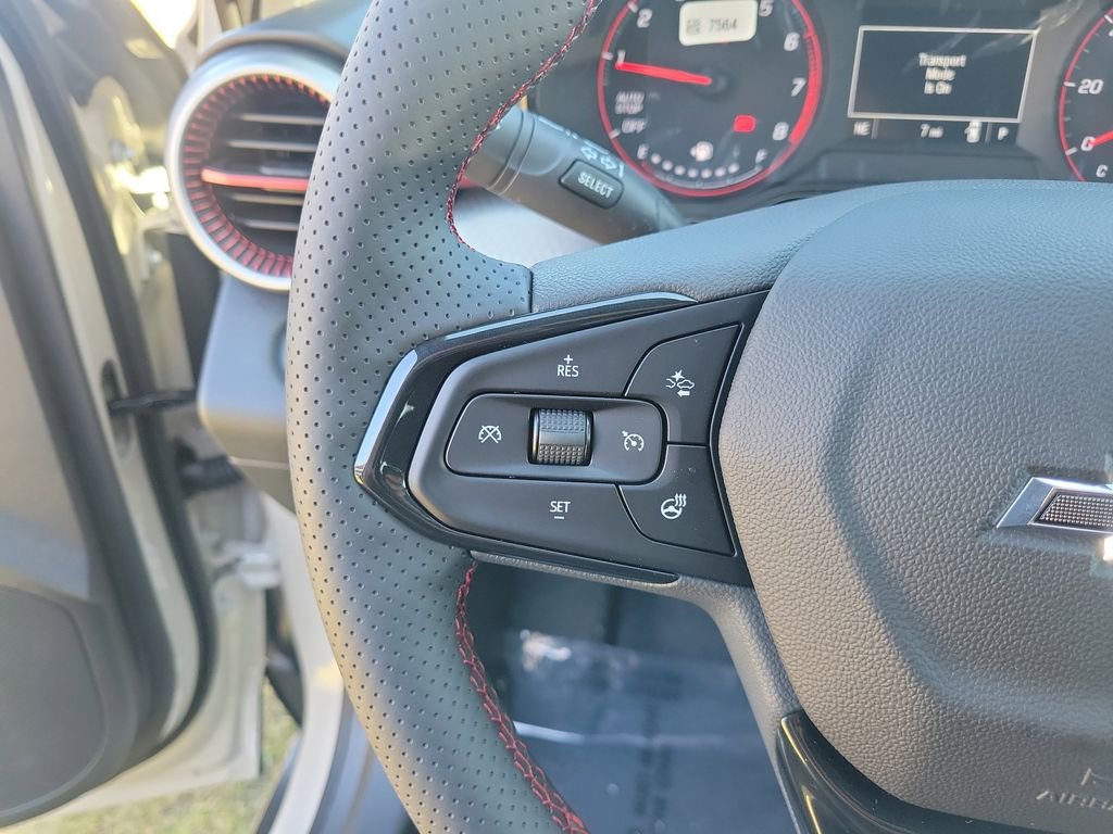 New 2026 Chevrolet Trax RS w/ Sunroof Package image 23