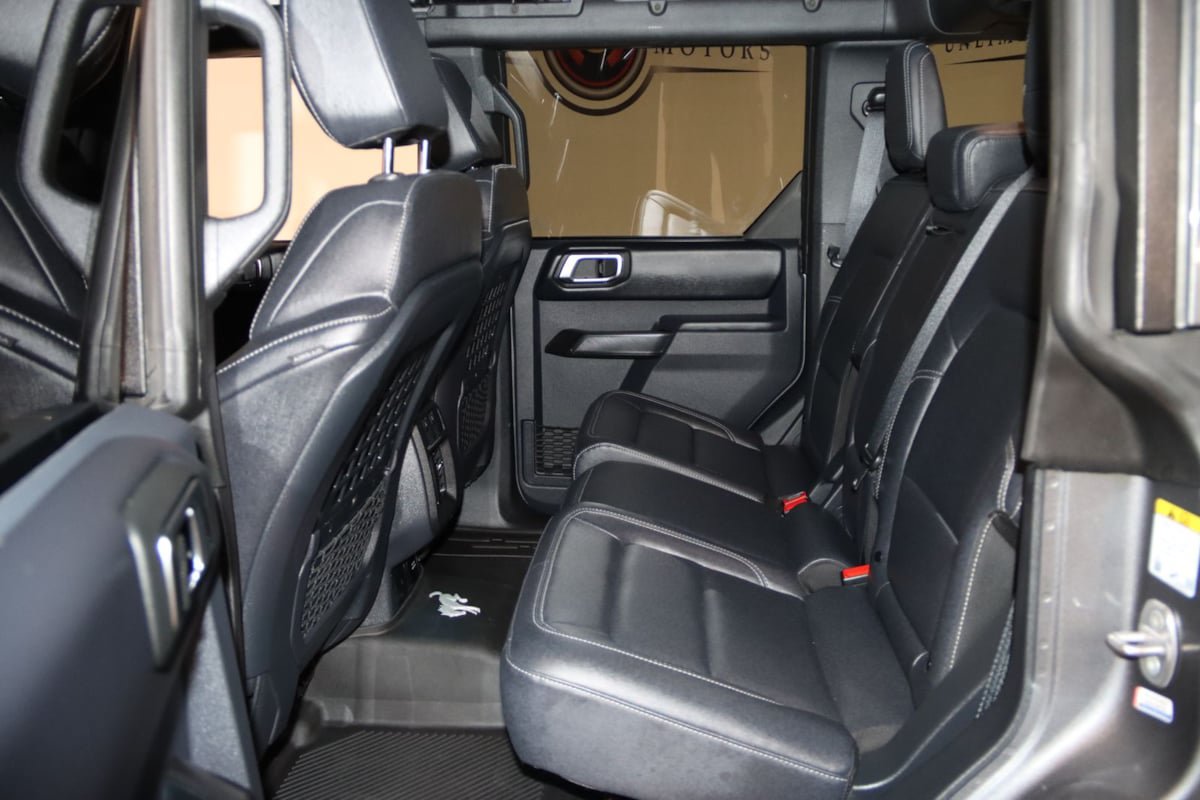 Used 2025 Ford Bronco Badlands AWD/4WD image 51