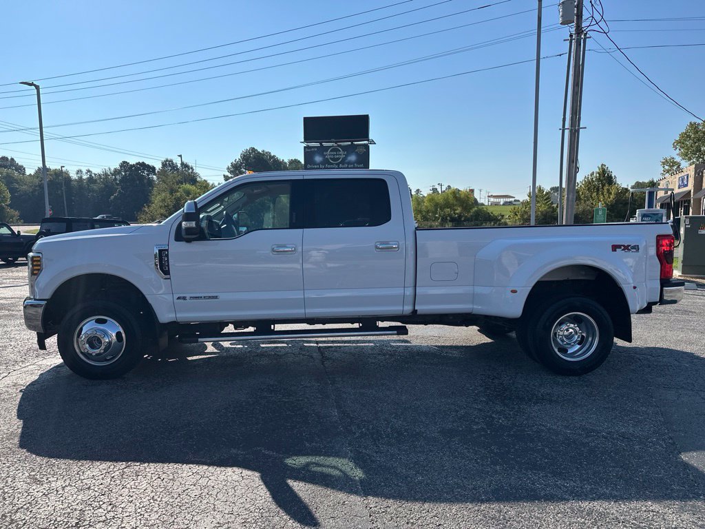 Used 2019 Ford F350 Lariat w/ Chrome Package AWD/4WD image 6