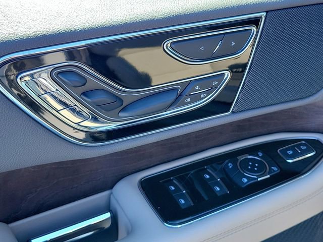 Used 2024 Lincoln Navigator L Reserve w/ Monochromatic Package image 27