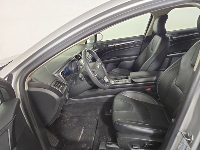 Used 2019 Ford Fusion Titanium image 12