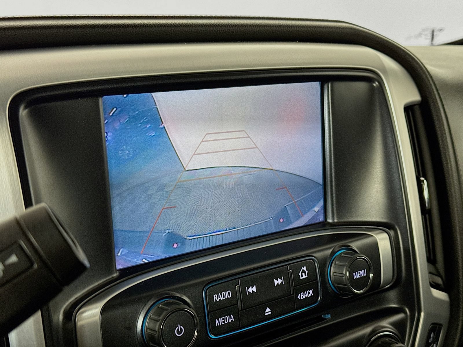 Used 2018 GMC Sierra 1500 SLT AWD/4WD image 8