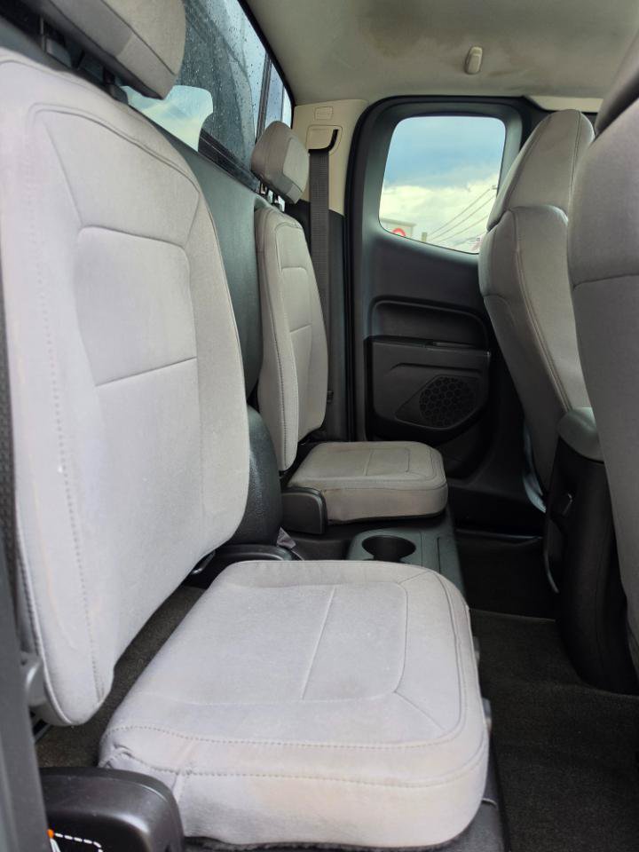 Used 2015 Chevrolet Colorado W/T w/ WT Convenience Package RWD image 14