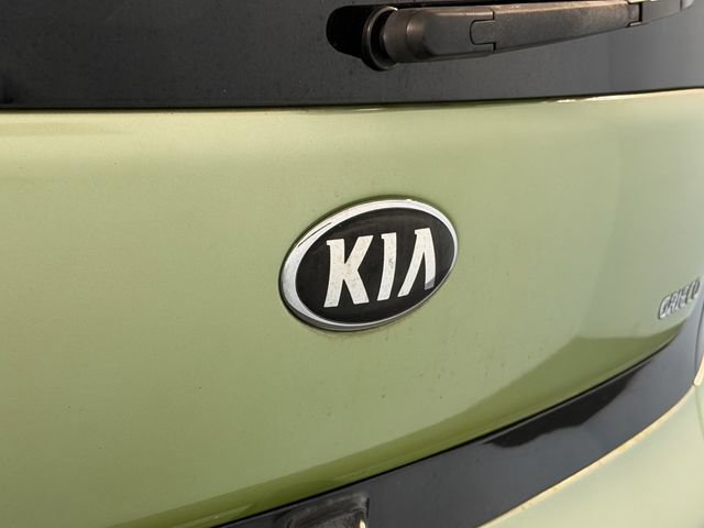 Used 2015 Kia Soul FWD image 12