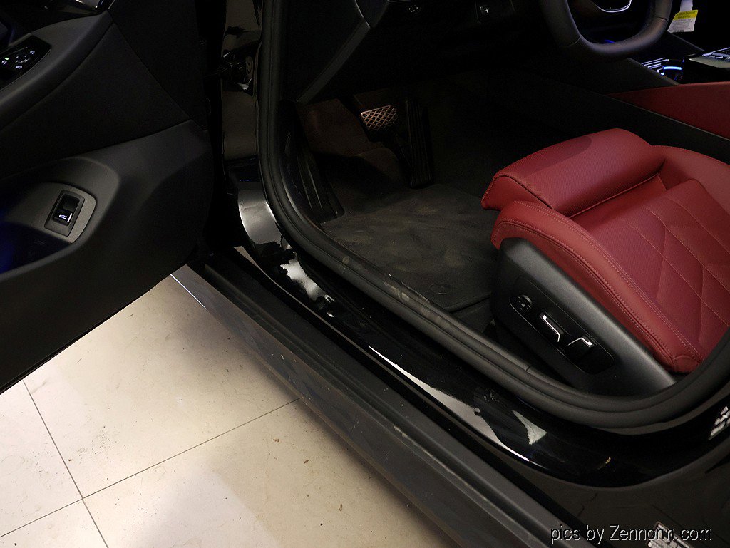 Certified 2026 BMW 540i xDrive AWD/4WD image 29