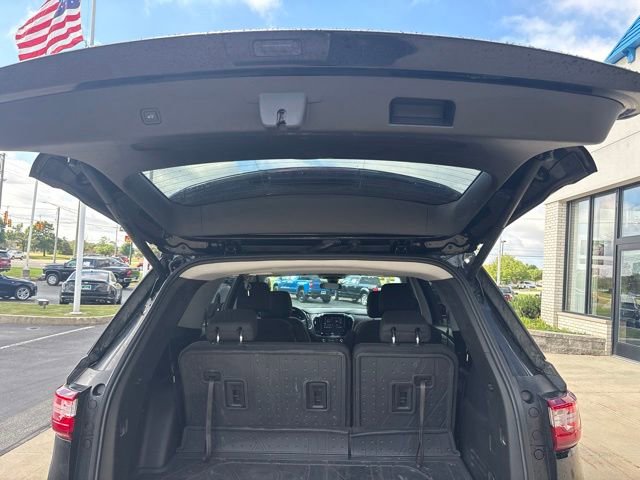 Used 2020 Chevrolet Traverse LT FWD image 8