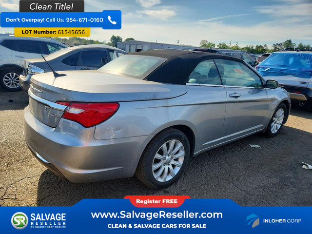 Used 2013 Chrysler 200 Touring FWD image 4