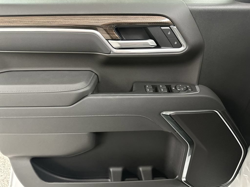 New 2026 Chevrolet Silverado 1500 LT AWD/4WD image 11