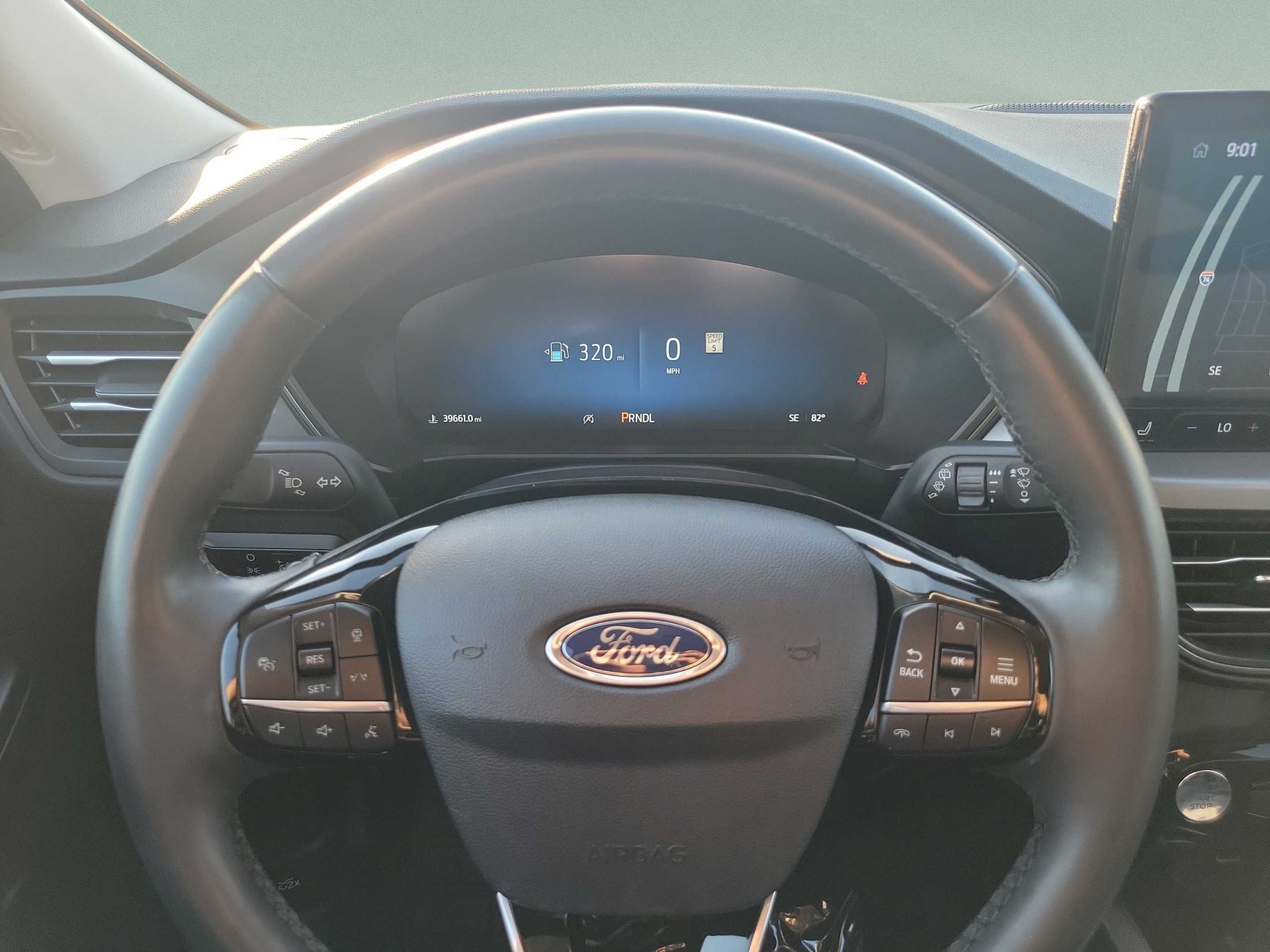 Used 2023 Ford Escape Active w/ Tech Pack #2 FWD image 23