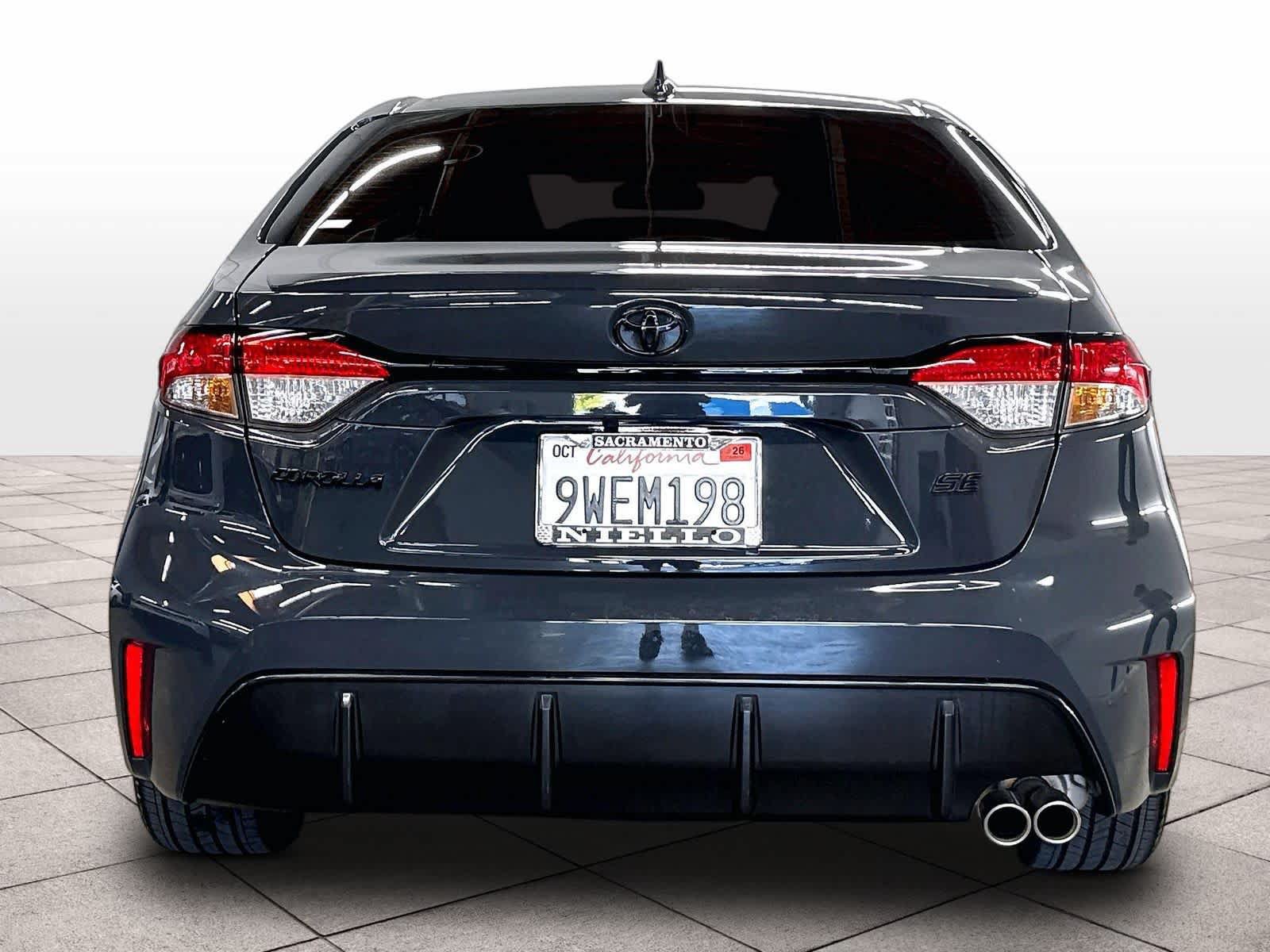 Used 2026 Toyota Corolla SE FWD image 8