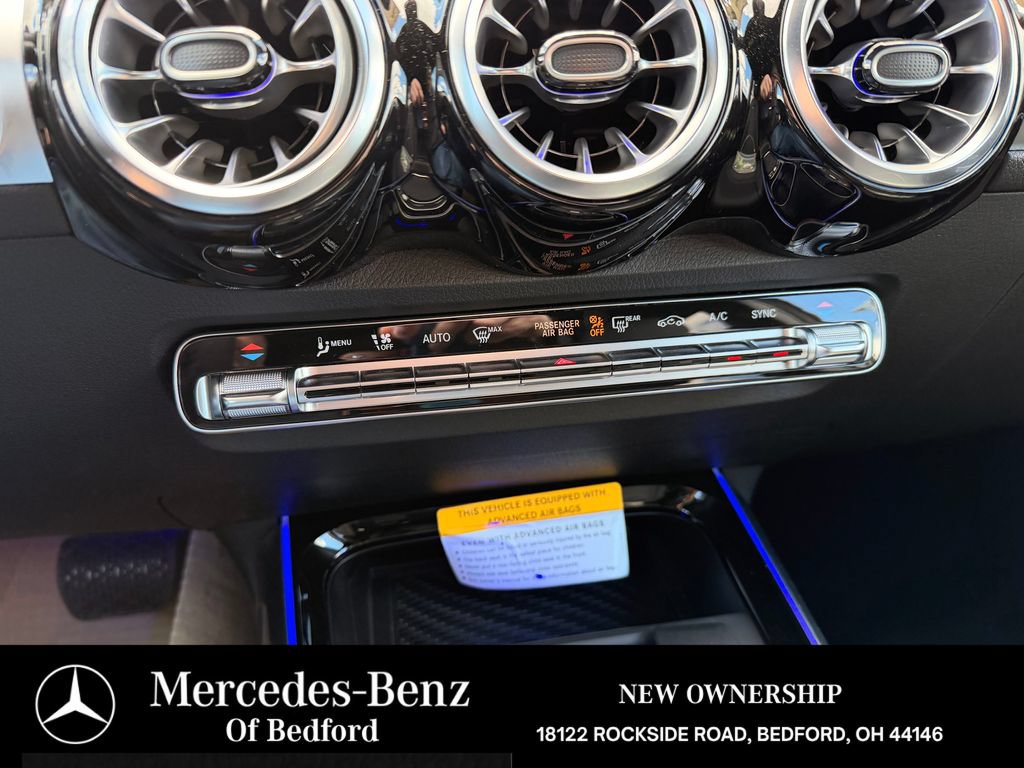 New 2026 Mercedes-Benz GLB 250 4MATIC image 17