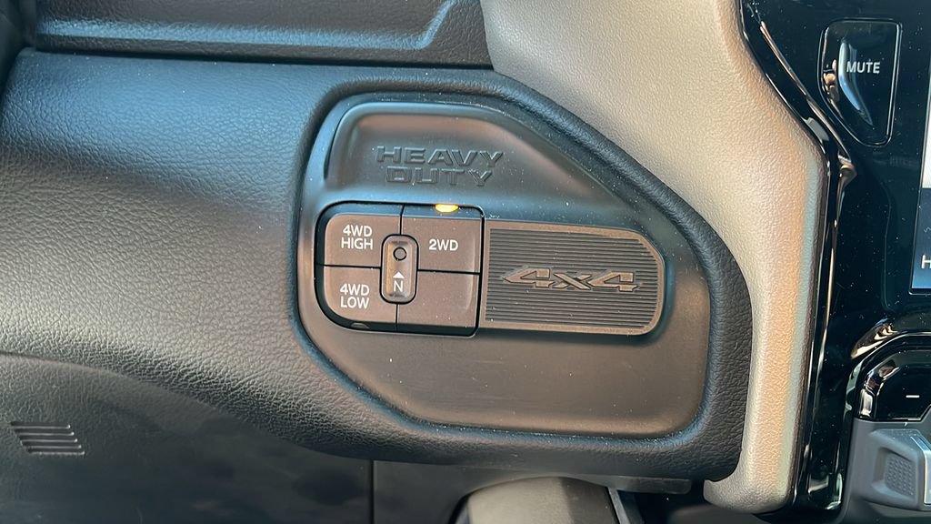 Used 2023 RAM 2500 Laramie AWD/4WD image 15