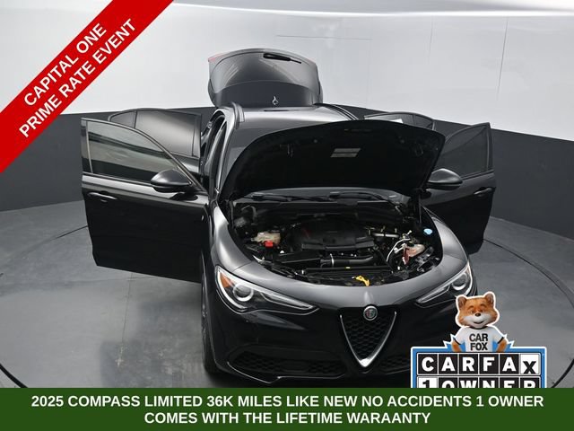 Used 2022 Alfa Romeo Stelvio Ti w/ Active Assist Plus Package AWD/4WD image 70