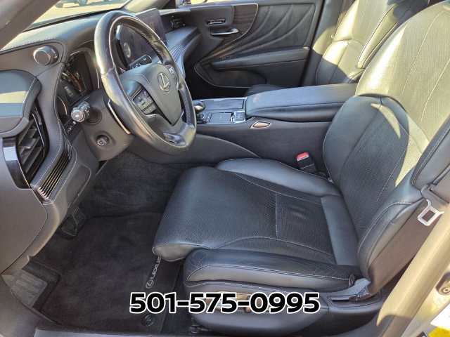 Used 2021 Lexus LS 500 w/ Accessory Package (Z2) RWD image 10