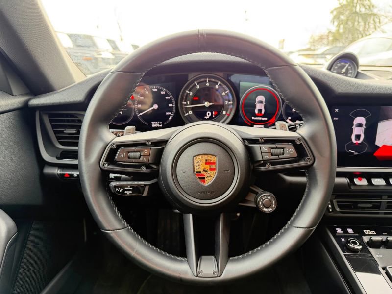 Used 2023 Porsche 911 Carrera T image 16