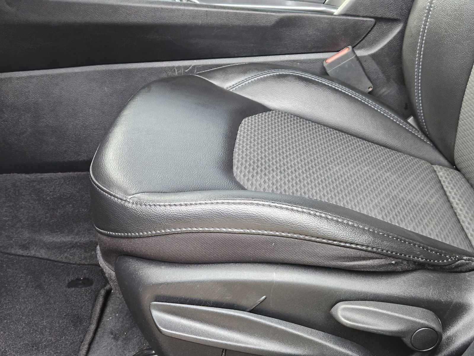 Used 2022 Jeep Compass Latitude image 31