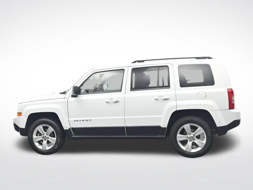 Used 2014 Jeep Patriot Sport w/ Power Value Group AWD/4WD image 10
