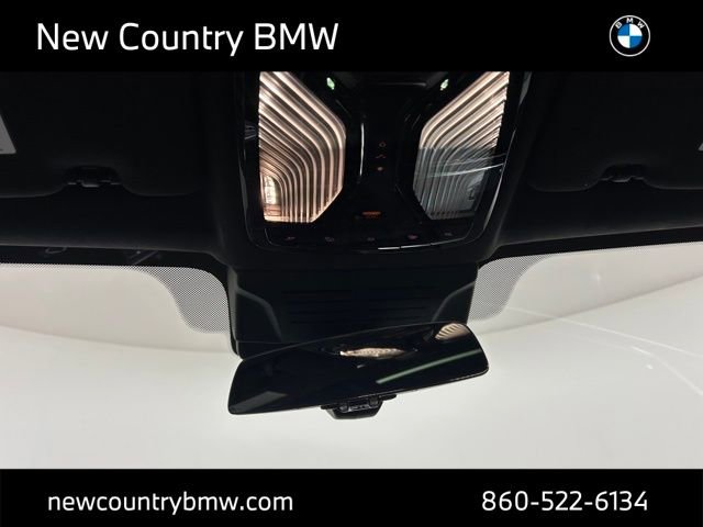 Used 2025 BMW ALPINA XB7 image 24