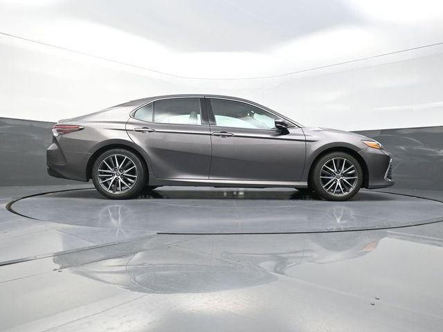 Used 2023 Toyota Camry XLE w/ Navigation Package image 34