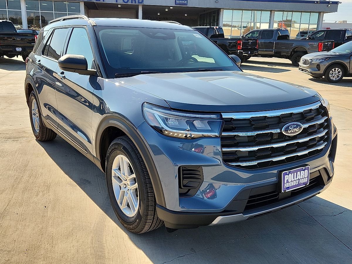 New 2026 Ford Explorer Active image 4