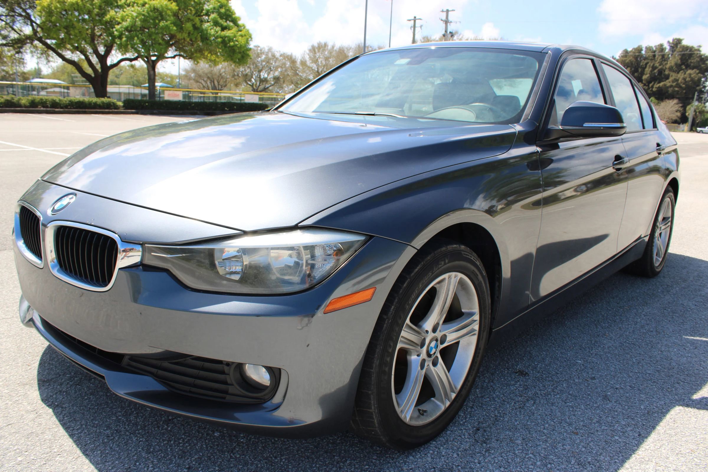 Used 2015 BMW 320i Sedan image 12