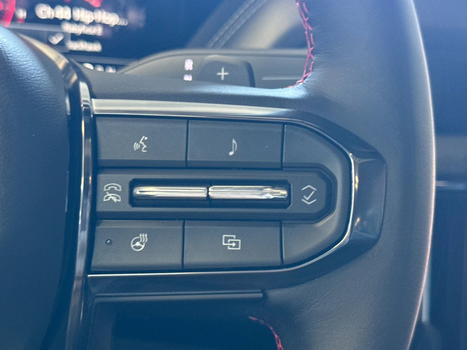 New 2026 GMC Yukon AT4 Ultimate AWD/4WD image 30