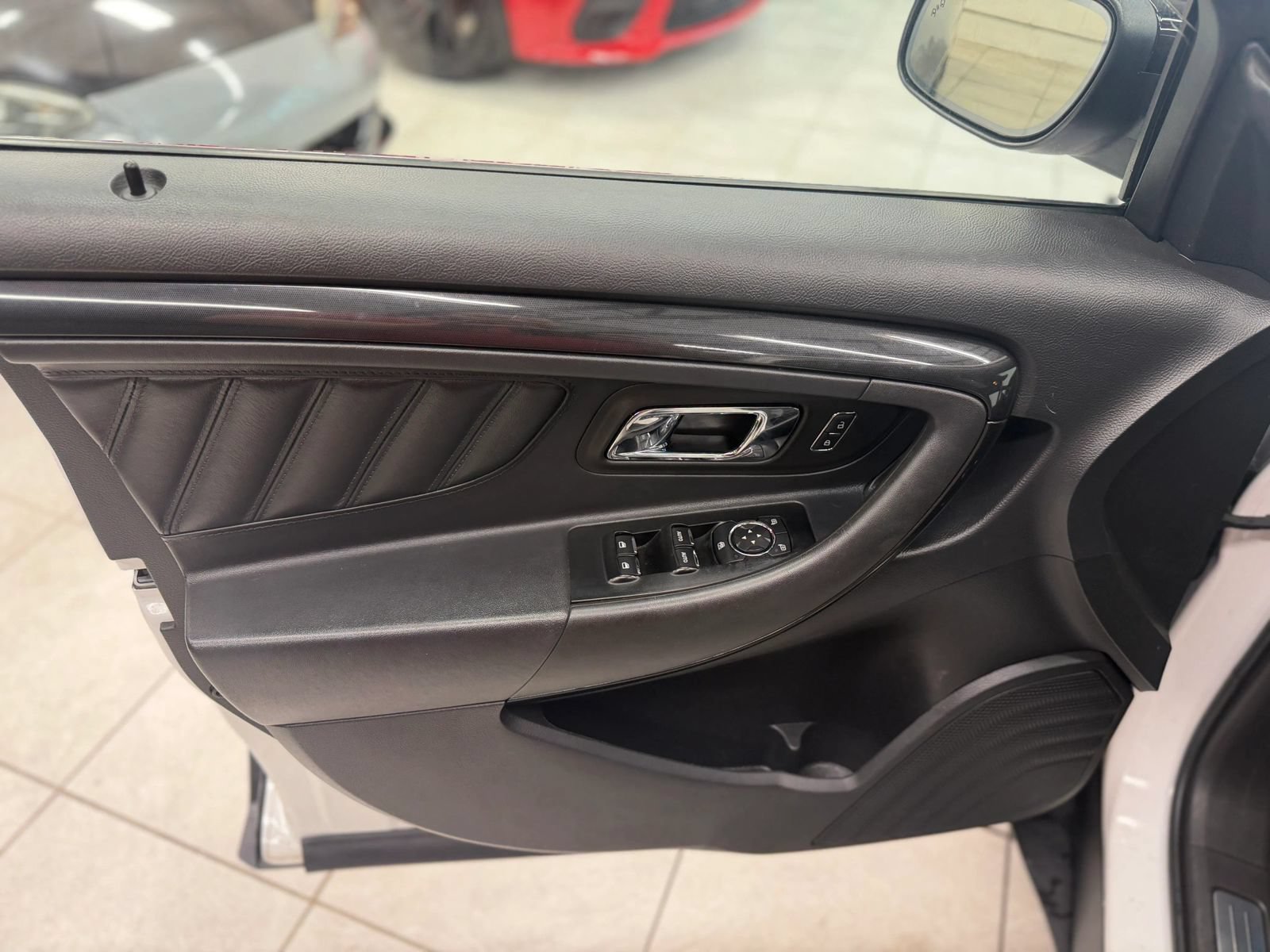 Used 2014 Ford Taurus SHO w/ Equipment Group 401A AWD/4WD image 13