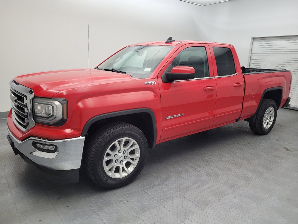 Used 2017 GMC Sierra 1500 SLE w/ SLE Value Package AWD/4WD image 2