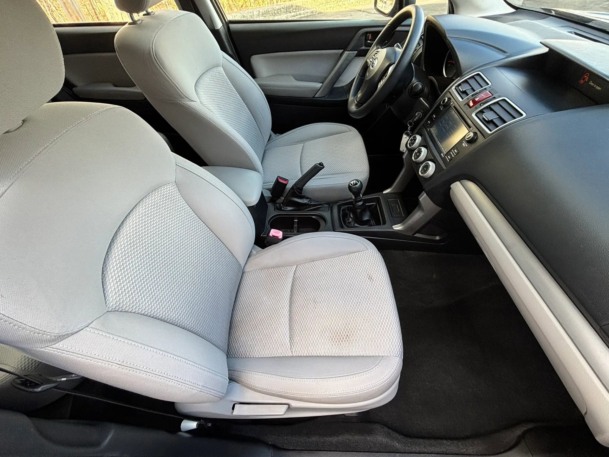 Used 2016 Subaru Forester 2.5i image 25