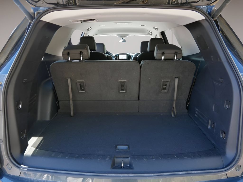 Used 2021 Chevrolet Traverse Premier AWD/4WD image 12