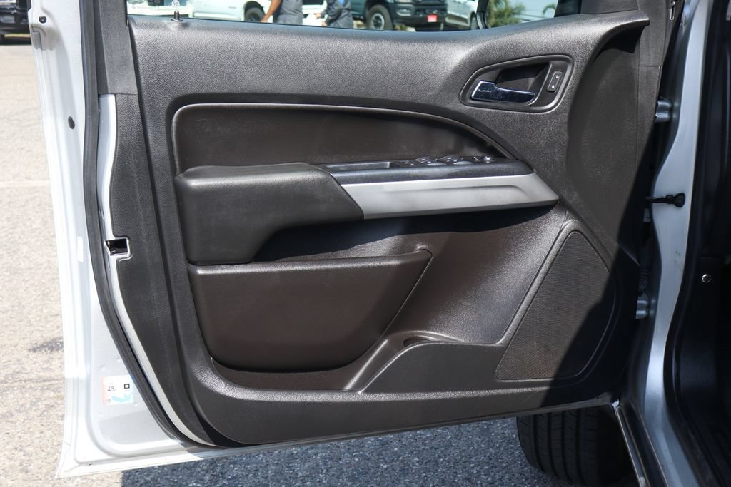 Used 2019 Chevrolet Colorado LT AWD/4WD image 17