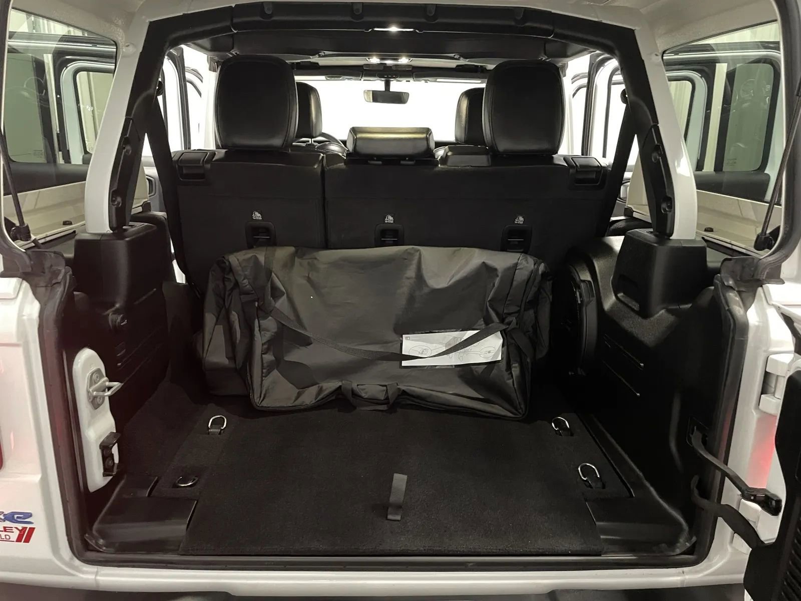 Used 2021 Jeep Wrangler Unlimited Sahara w/ Cold Weather Group image 44