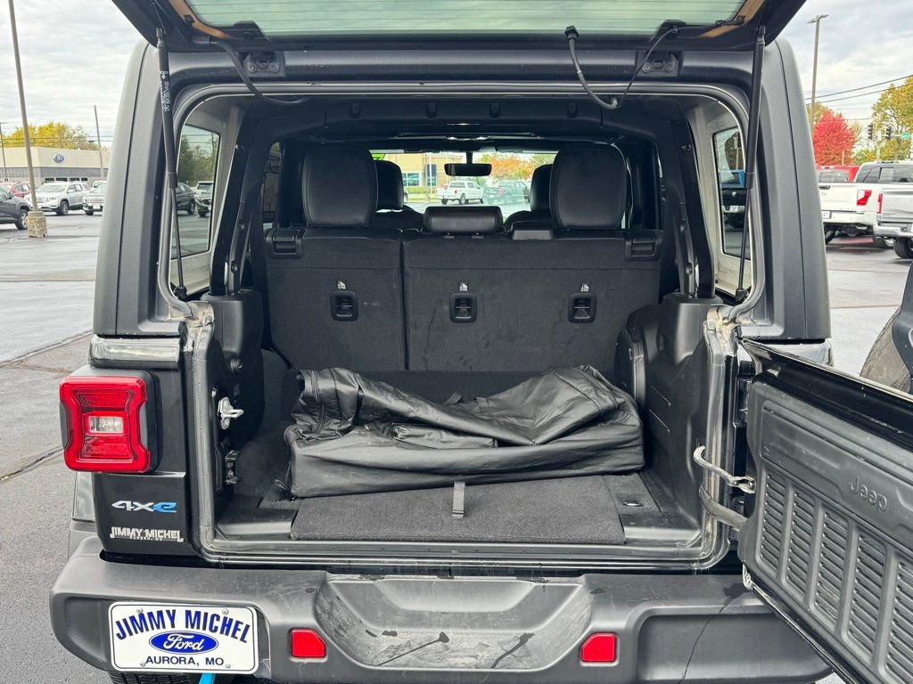 Used 2023 Jeep Wrangler Unlimited Sahara image 23