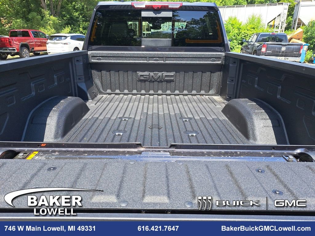 New 2025 GMC Sierra 2500 Denali w/ Denali Reserve Package image 14